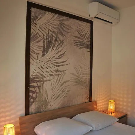 Jungle & Sea Boxavia Apartment Bozava